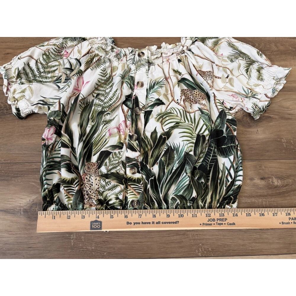 H&M Linen blend Tropical Floral Jaguar Ruffle Neck & Short Sleeve Blouse Size 6 - Picture 6 of 9